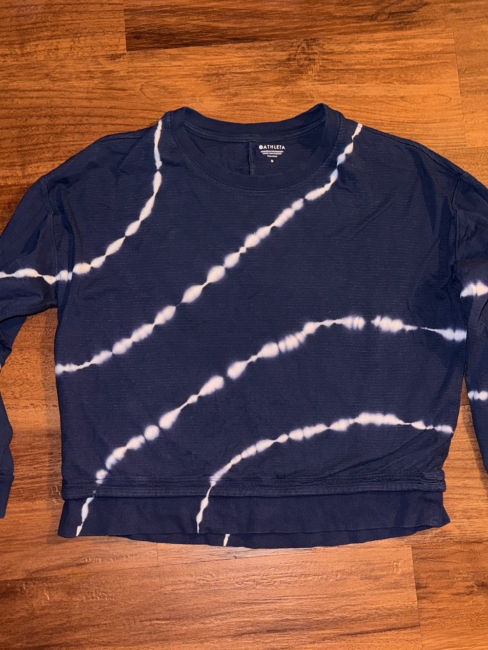 Athleta Navy Blue Tie-Dye Cropped Sweatshirt